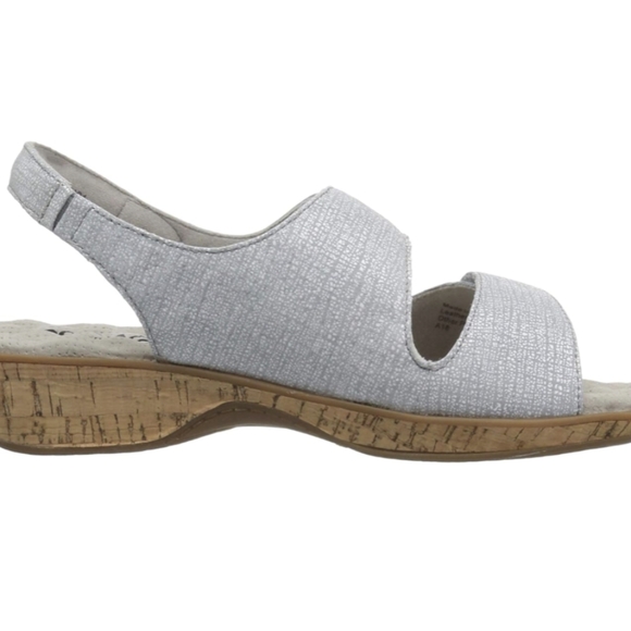 Softwalk Sandal 10.5W NIB - Picture 5 of 5